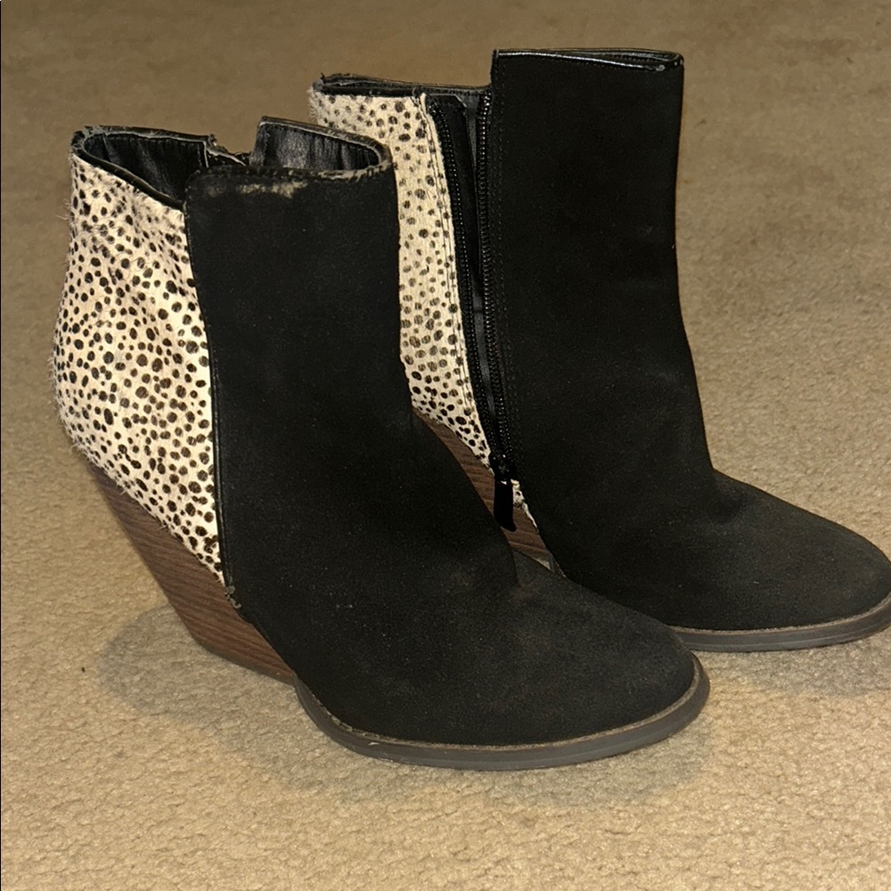 Very Volatile Black and Cream Wedges with Animal Print